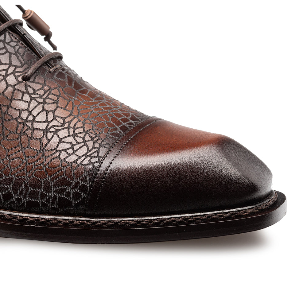 Asymmetric Embossed Calf Oxford